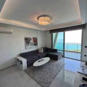 Меблированные апартаменты 1+1 в современном комплексе с видом на море в Махмутларе, Аланья.