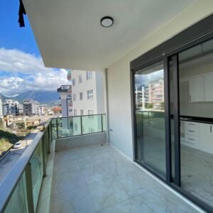 Продаётся просторная квартира 3+1 в районе Чиплаклы, Аланья — всего в 2 км от моря.