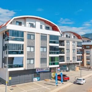 Просторная двухэтажная квартира 4+1 в Обе — 200 м² без мебели.