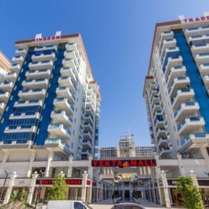 Просторная квартира 1+1 в современном комплексе, в Махмутларе, всего 450 м до моря.