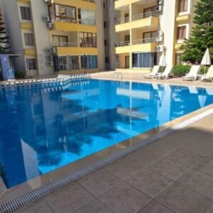 Квартира 1+1 с мебелью в Махмутларе  – 100 метров до моря.