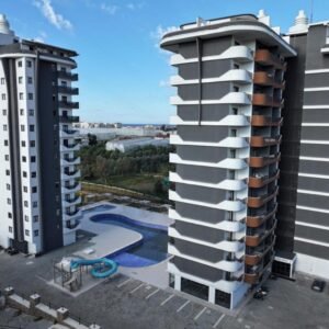 Студия 1+0 с видом на горы в жилом комплексе с инфраструктурой в Махмутларе.