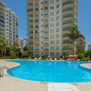 Продаётся меблированная квартира 2+1 с видом на море в Махмутларе, 350 метров от моря.