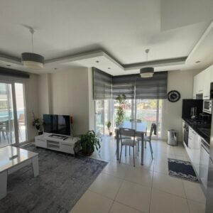 Продается просторная квартира 1+1 площадью 70 м², в Аланье - район Джикджилли.