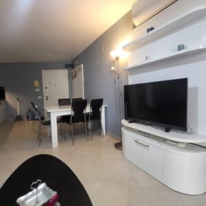 Квартира 2+1 на первой береговой линии с видом на море в Оба, подходящая для получения гражданства Турции.