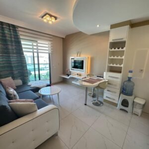 Меблированная квартира 1+1 в самом центре Аланьи – 700 м до пляжа Клеопатра.