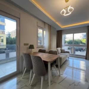 Уютные апартаменты 2+1 с мебелью и техникой — идеальный выбор в Махмутларе.