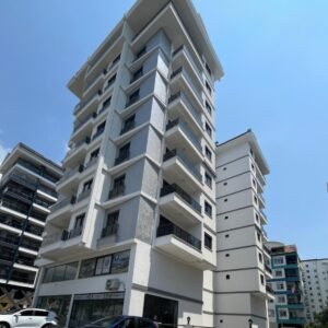 Продается стильная 1+1 квартира в центре Махмутлара – всего 300 м до моря!