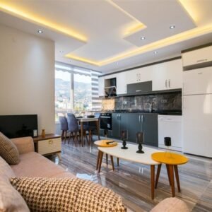 Меблированная квартира 1+1 в центре Аланьи — 600 метров до пляжа!