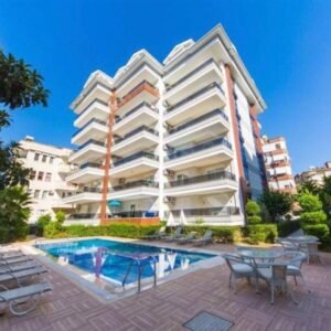 Апартаменты 1+1 всего в паре шагов от легендарного пляжа Клеопатра.