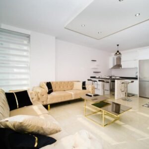 Стильная 2+1 квартира с панорамными видами в Махмутларе – 200 м до моря!