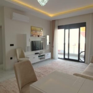 Квартира 1+1 с мебелью и инфраструктурой, Махмутлар, Аланья – 55 м².