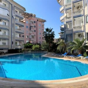 Просторная квартира 2+1 с ремонтом и новой мебелью в Аланье, Оба — всего 450 м от моря.