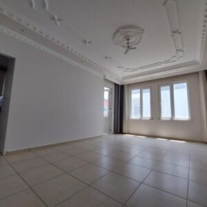 Продается 2+1 квартира с закрытой кухней в жилом комплексе, Аланья/Махмутлар.