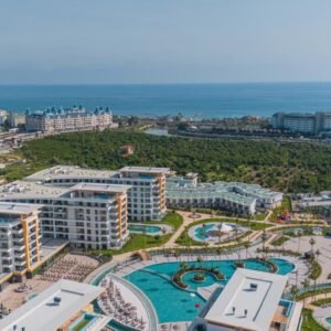 Апартаменты 1+1 с видом на реку в комплексе Azura World.