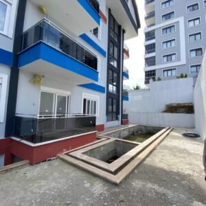 Продажа квартиры 1+1 в Махмутларе, в жилом комплексе – 1 км до моря.