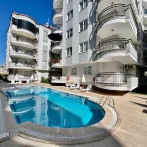 Просторная 2+1 квартира с новой мебелью и бассейном в 300 м от моря — Оба, Аланья