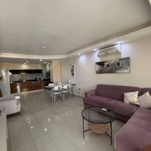 Светлая квартира 2+1 в Махмутларе — южный фасад, мебель и техника, 600 м до моря.