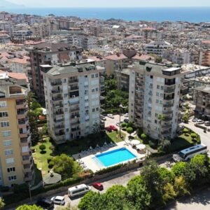 Роскошная меблированная квартира 2+1 с видом на море и крепость в центре Аланьи.