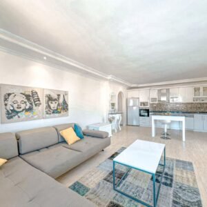 Просторная меблированная квартира 3+1 в престижном комплексе  — Алания, Джикджилли.