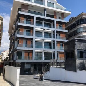 Элегантная квартира 1+1 на первой береговой линии в Оба, Аланья